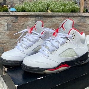 Air Jordan Retro 5